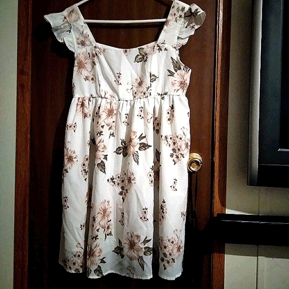 SHEIN Dresses & Skirts - Dress